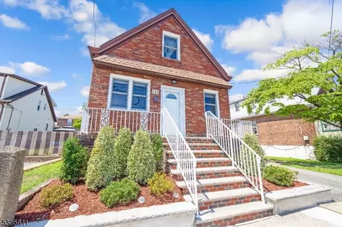 715 Midland Ave, Garfield, NJ 07026