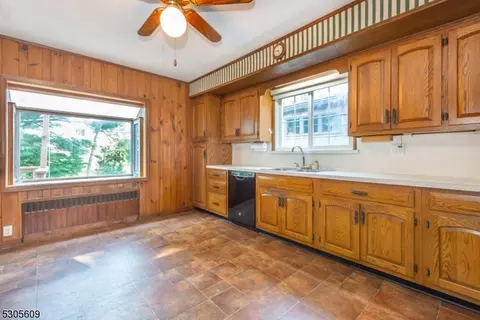 16 Webster St, Nutley, NJ 07110 photo 9
