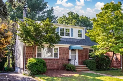16 Webster St, Nutley, NJ 07110