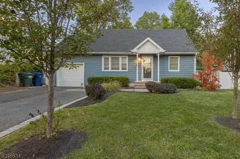 469 Terrill Rd, Fanwood, NJ 07023