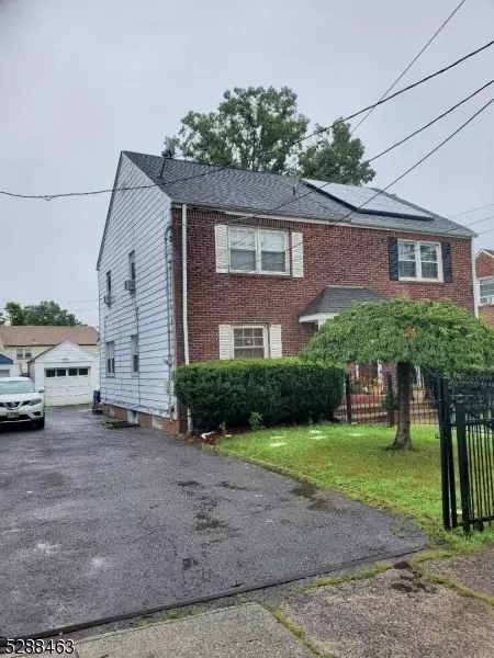 42 Norman Rd, Newark, NJ 07106
