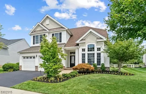 66 Ditmar Blvd, Readington Twp, NJ 08889