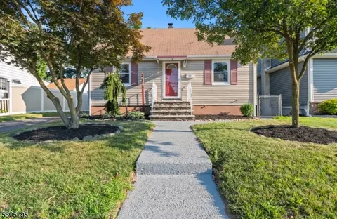 51 Cambridge Ave # A, Saddle Brook, NJ 07663