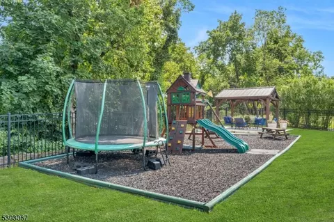 34 Boonstra Dr, Wayne, NJ 07470 photo 32