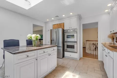 34 Boonstra Dr, Wayne, NJ 07470 photo 11