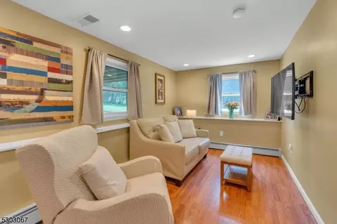 34 Boonstra Dr, Wayne, NJ 07470 photo 24
