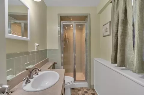 34 Boonstra Dr, Wayne, NJ 07470 photo 27