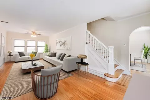 25 Ridgewood Ave, Glen Ridge, NJ 07028