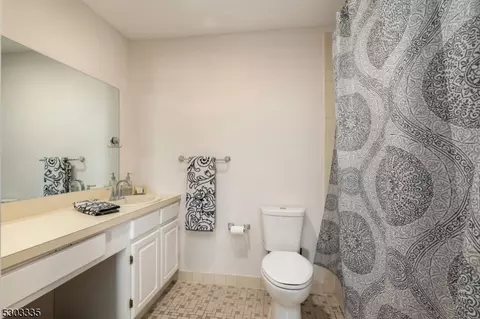 70 B E Blackwell St #B, Dover Town, NJ 07801 photo 16