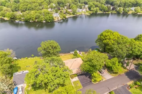 327 High Crest Dr, West Milford, NJ 07480