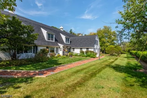 127 W End Ave #5, Newton, NJ 07860