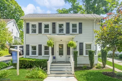 65 Madison St, Newton, NJ 07860