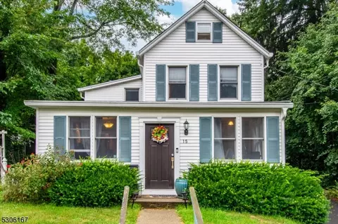 15 Van Duyne Ave, Rockaway, NJ 07866