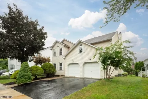 17 Shaffer Rd, Bridgewater, NJ 08807