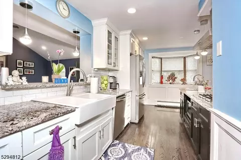 543 Burlington St, Paramus, NJ 07652 photo 13