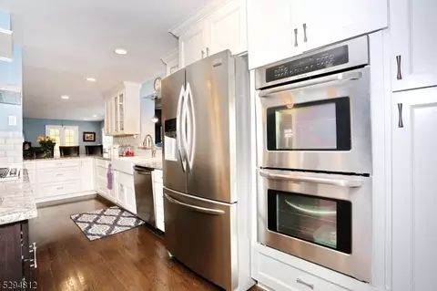 543 Burlington St, Paramus, NJ 07652 photo 15