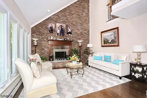 543 Burlington St, Paramus, NJ 07652 photo 5