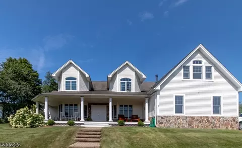 34 Wykertown Rd, Branchville, NJ 07826