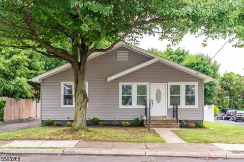75 Pomona Ave, Fair Lawn, NJ 07410