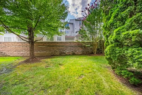 183 Levinberg Ln, Wayne, NJ 07470 photo 41