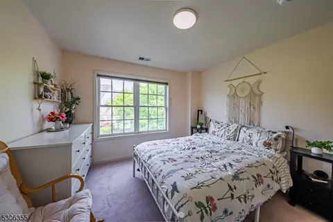 183 Levinberg Ln, Wayne, NJ 07470 photo 33