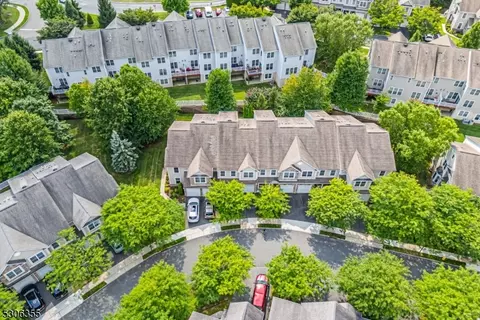 183 Levinberg Ln, Wayne, NJ 07470 photo 42