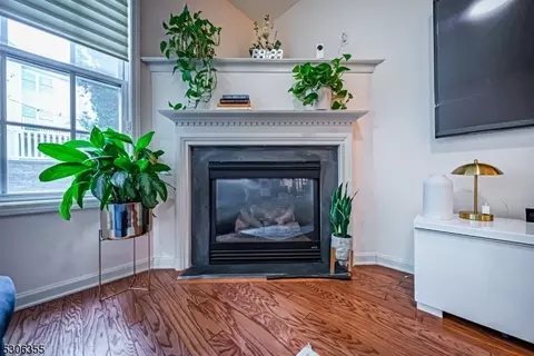 183 Levinberg Ln, Wayne, NJ 07470 photo 7