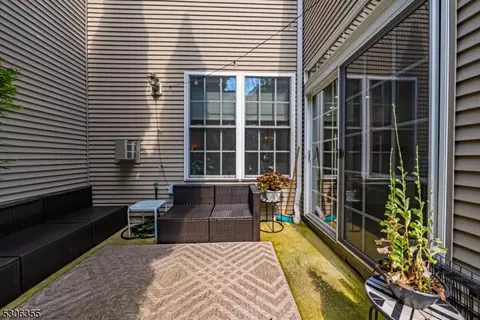 183 Levinberg Ln, Wayne, NJ 07470 photo 39