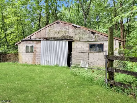 526 Charlestown Rd, Hampton, NJ 08827 photo 17