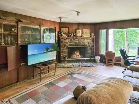 526 Charlestown Rd, Hampton, NJ 08827 photo 3