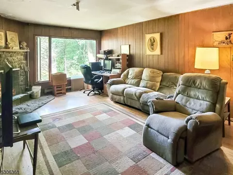 526 Charlestown Rd, Hampton, NJ 08827 photo 4