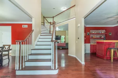 31 Eileen Dr, Wantage, NJ 07461 photo 2