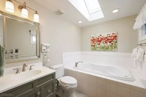 96 Aspen Dr, Basking Ridge, NJ 07920 photo 19