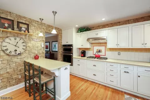 96 Aspen Dr, Basking Ridge, NJ 07920 photo 11