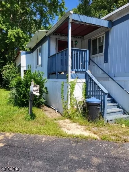 17 Travelo, Wayne, NJ 07470