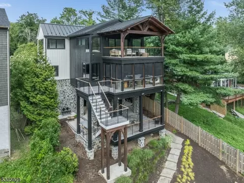 161 Byram Ln, Stockton, NJ 08559