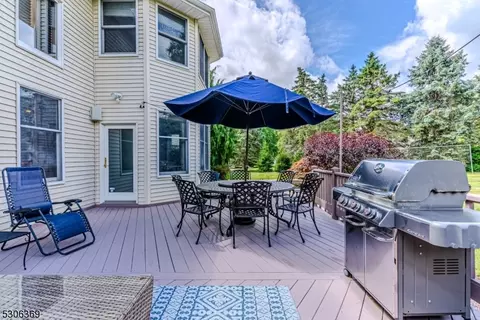 3 Smallbrook Cir, Randolph, NJ 07869 photo 42