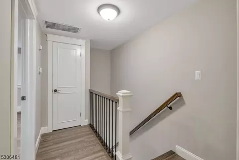 793 Jersey Pl, Paramus, NJ 07652 photo 19