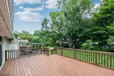 793 Jersey Pl, Paramus, NJ 07652 photo 36