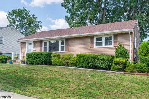 115 Susan Ct, Clifton, NJ 07012