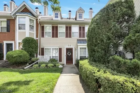 1146 Stafford St, Mahwah, NJ 07430