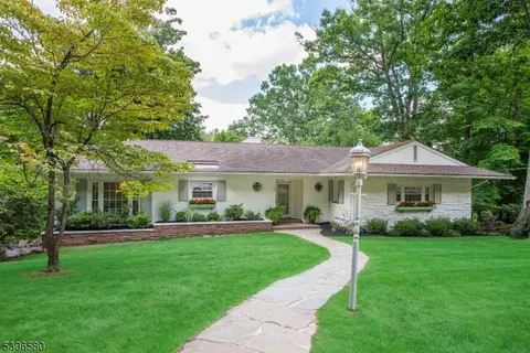 68 Stocker Rd, Essex Fells, NJ 07021