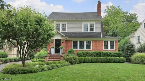 525 Bradford Ave, Westfield, NJ 07090