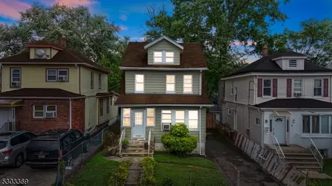 297 Pomona Ave, Newark, NJ 07112