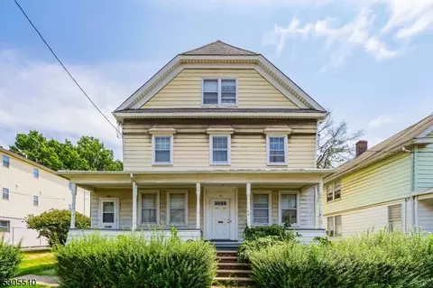 38 S 2nd St, Elizabeth City, NJ 07206