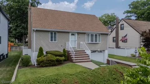 18 Carneer Ave, Rutherford, NJ 07070