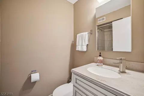 777 Springfield Ave #7, Summit, NJ 07901 photo 13