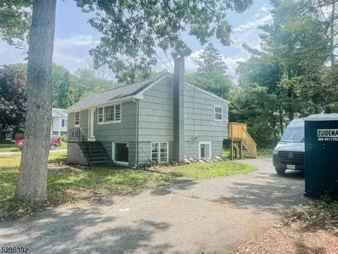 25 Morsemere Rd, West Milford Twp, NJ 07421