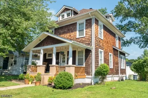 325 Lakeside Ave, Pompton Lakes, NJ 07442