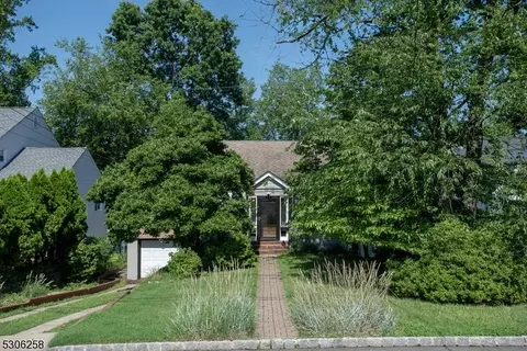 11 Blackburne Ter, West Orange, NJ 07052